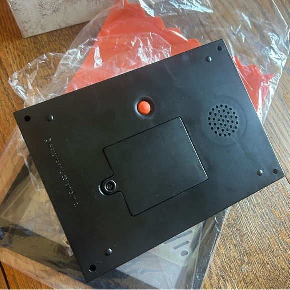 Vintage 2005 Hallmark Cackling Witch Luminary Halloween display with box motion - Picture 5 of 12